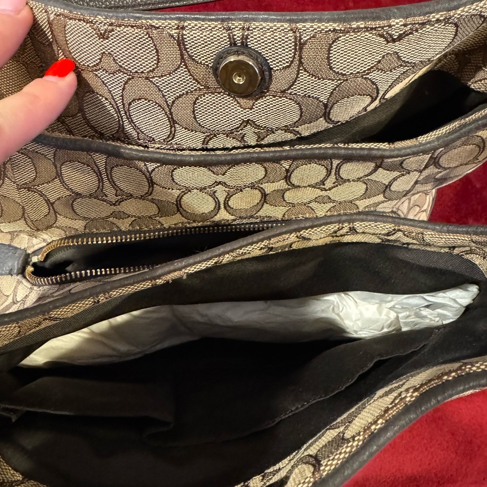 Coach Brown and Black Signature Shoulder Bag - Picture 3 of 5